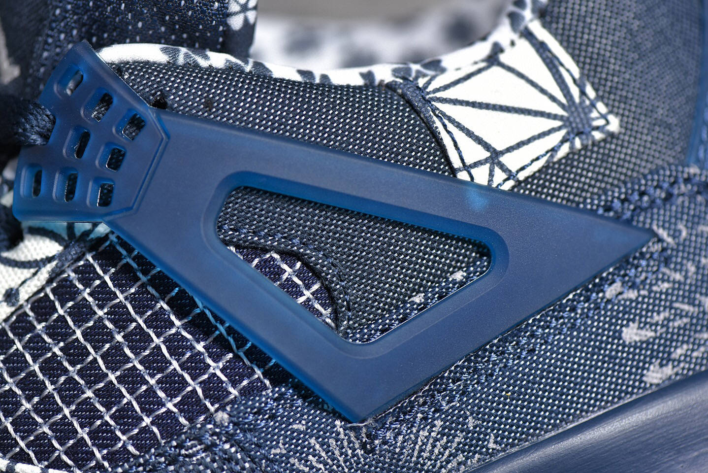 
乔丹 Air Jordan 4 Retro Sashiko Deep Ocean 蓝白牛仔刺子绣篮球鞋【火狐电竞官方网站】(图20)