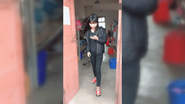 高校女生宿舍 一团乱糟糟 网友:外表鲜明亮丽都是骗人的‘火狐电竞官网’(图1)
高校女生宿舍 一团乱糟糟 网友:外表鲜明亮丽都是骗人的‘火狐电竞官网’(图1)