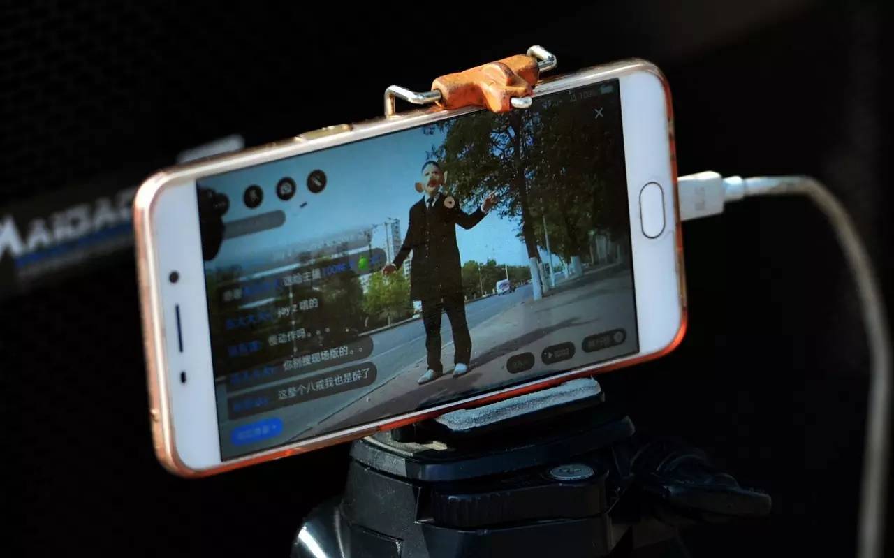 
卷尾文化直播运营：直播的焦点是什么？有哪些直播规则玩法？【火狐电竞】(图5)