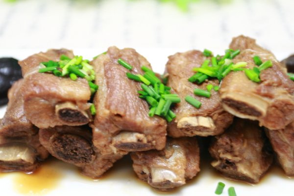 火狐电竞官网:第五期:顶尖艺术花鸟签名、免费签名 你留名我来写(图2) 火狐电竞官网