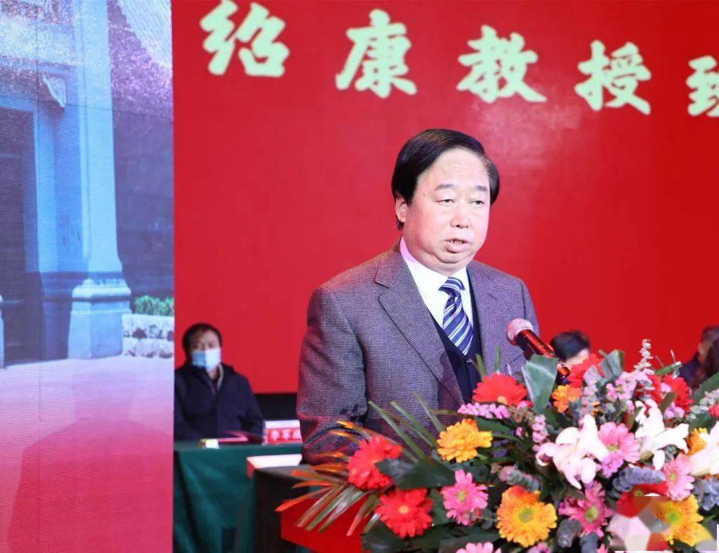 
燃爆全球的中国武术！当百年河南大学“牵手”千年庙宇【火狐电竞】(图3)