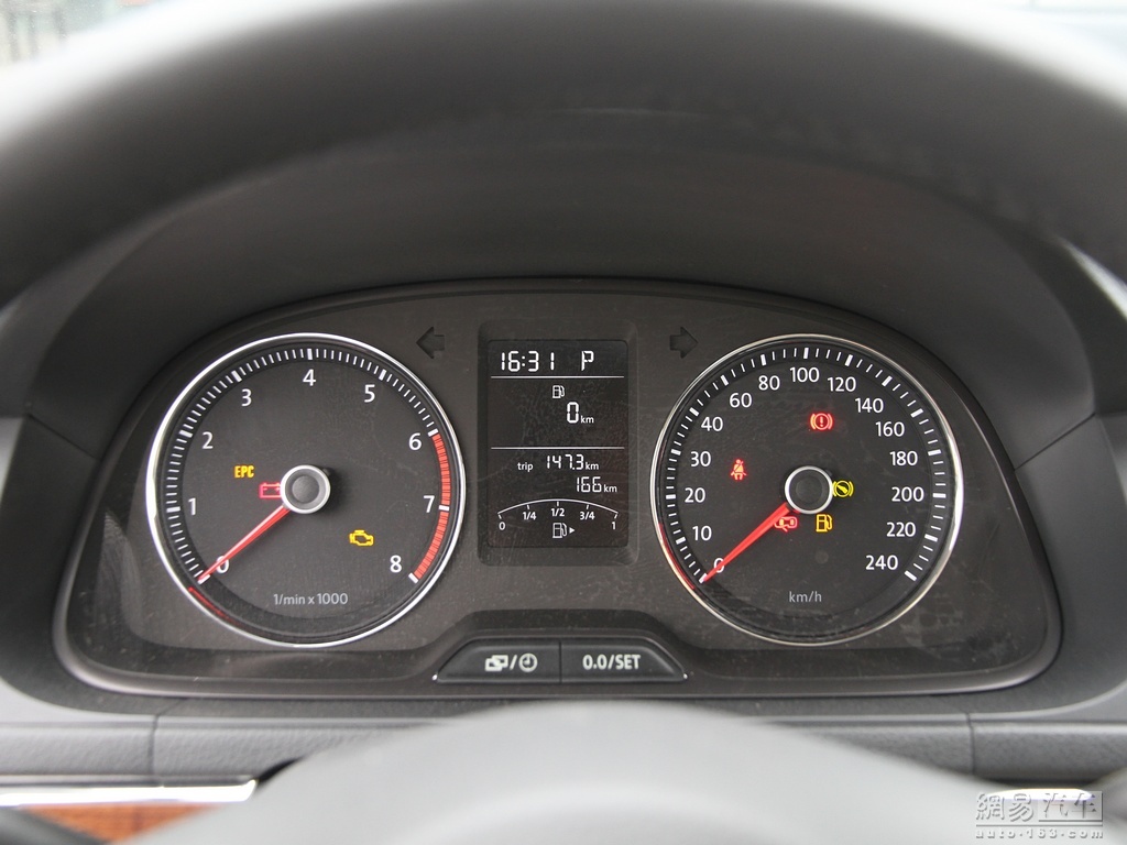 十年大头几种肩章版式的详细形貌_火狐电竞(图4) 火狐电竞官网