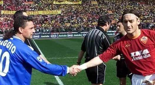 火狐电竞|
有人以为巴乔比皮耶罗更强?可是他从未拿过世界杯和欧冠啊!(图8) 火狐电竞|
有人以为巴乔比皮耶罗更强?可是他从未拿过世界杯和欧冠啊!(图8)