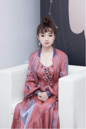 
DKLTJU和祖艾妈再携手,打造秋季潮酷盛宴‘火狐电竞官网’(图6)