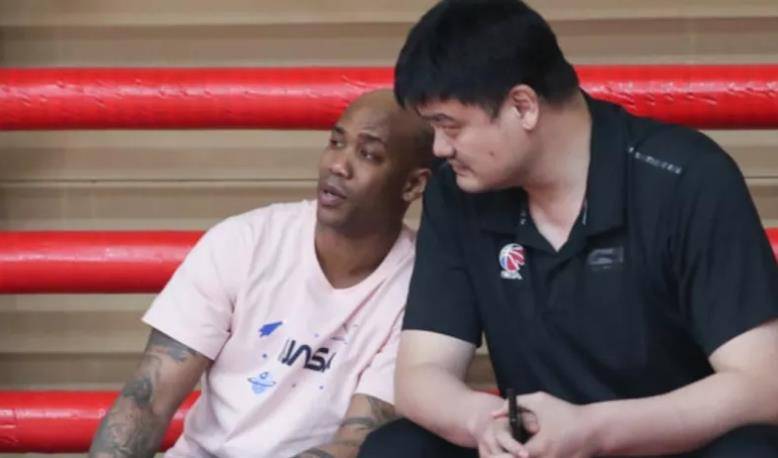 
马布里亮相愿意执教中国男篮 球迷：中国后卫有希望了“火狐电竞官网”(图4)