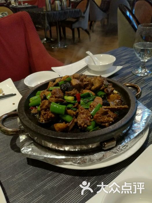 缅甸国宝古老稀缺升值速度超越翡翠作者:狂狷2014-06-1411:30:59来源:雅昌收藏网 缅甸红茶珀是天然琥珀中极“火狐电竞”(图1) 火狐电竞