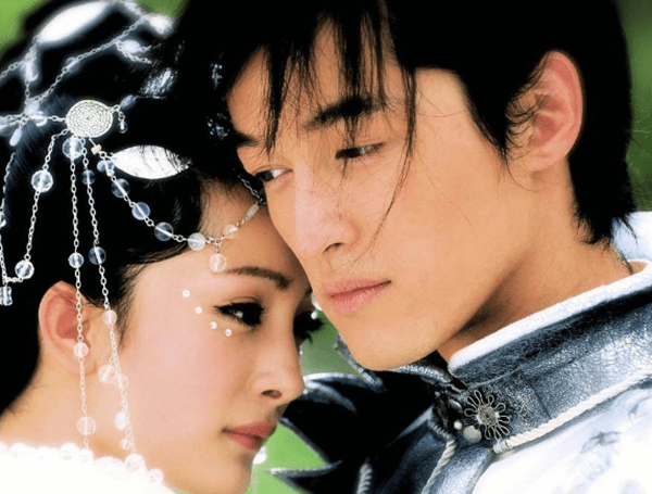 ‘火狐电竞官网’
胡歌互助过的女星颜值排行：杨幂垫底 刘诗诗第2 第一无人能及(图2)