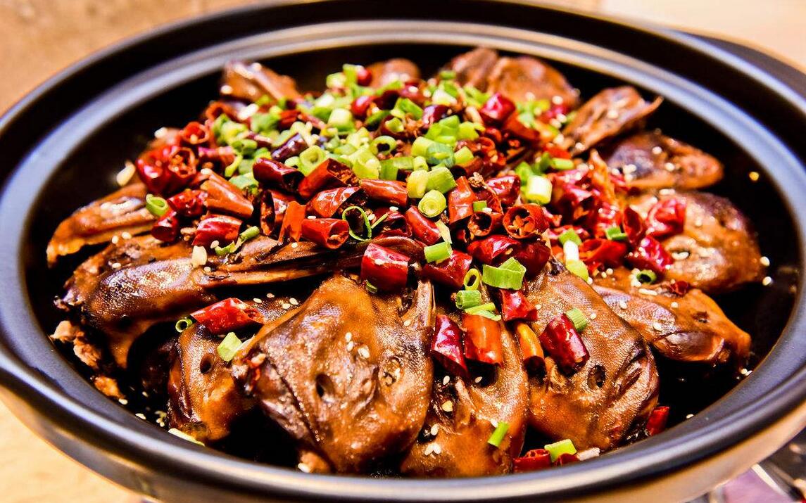 火狐电竞官方网站|
金粉世家!盘货湖人退役球衣号码 超巨无缝衔接(图3) 火狐电竞官网